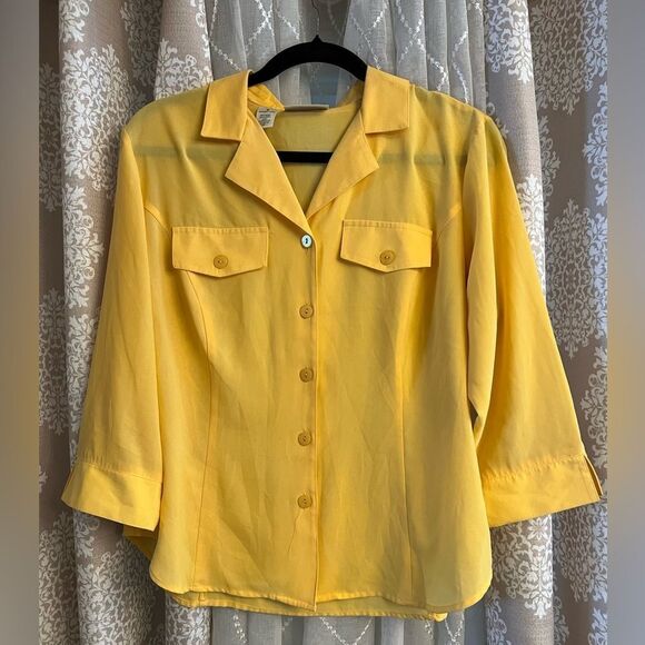 K.C. Studio Yellow Button-Up Top – Size Medium - Picture 1 of 4